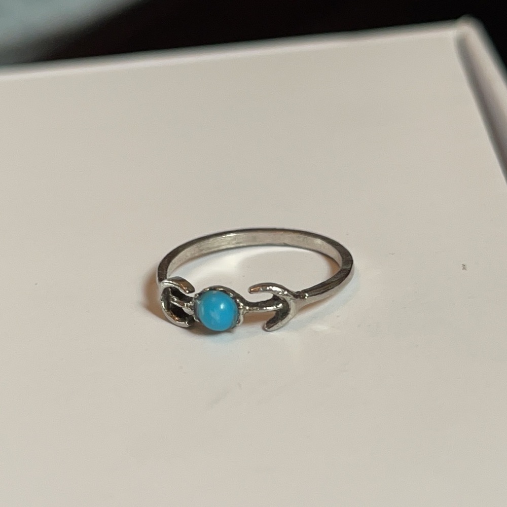 Vintage Size 6 Silver Ring - Picture 3 of 5